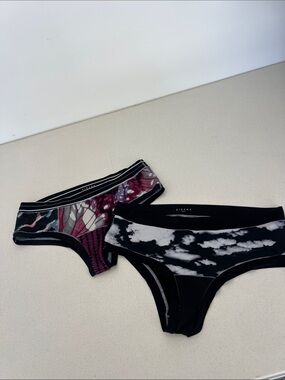 XiRENA Multicolor Bikini Briefs with Black Waistband size small